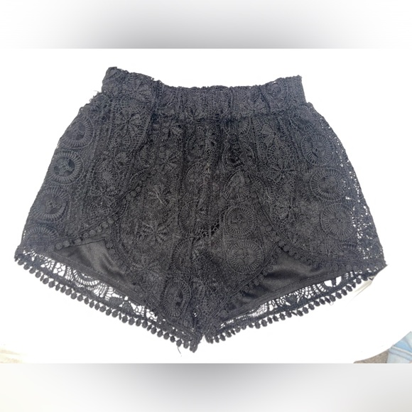 Crochet Shorts - Picture 2 of 3
